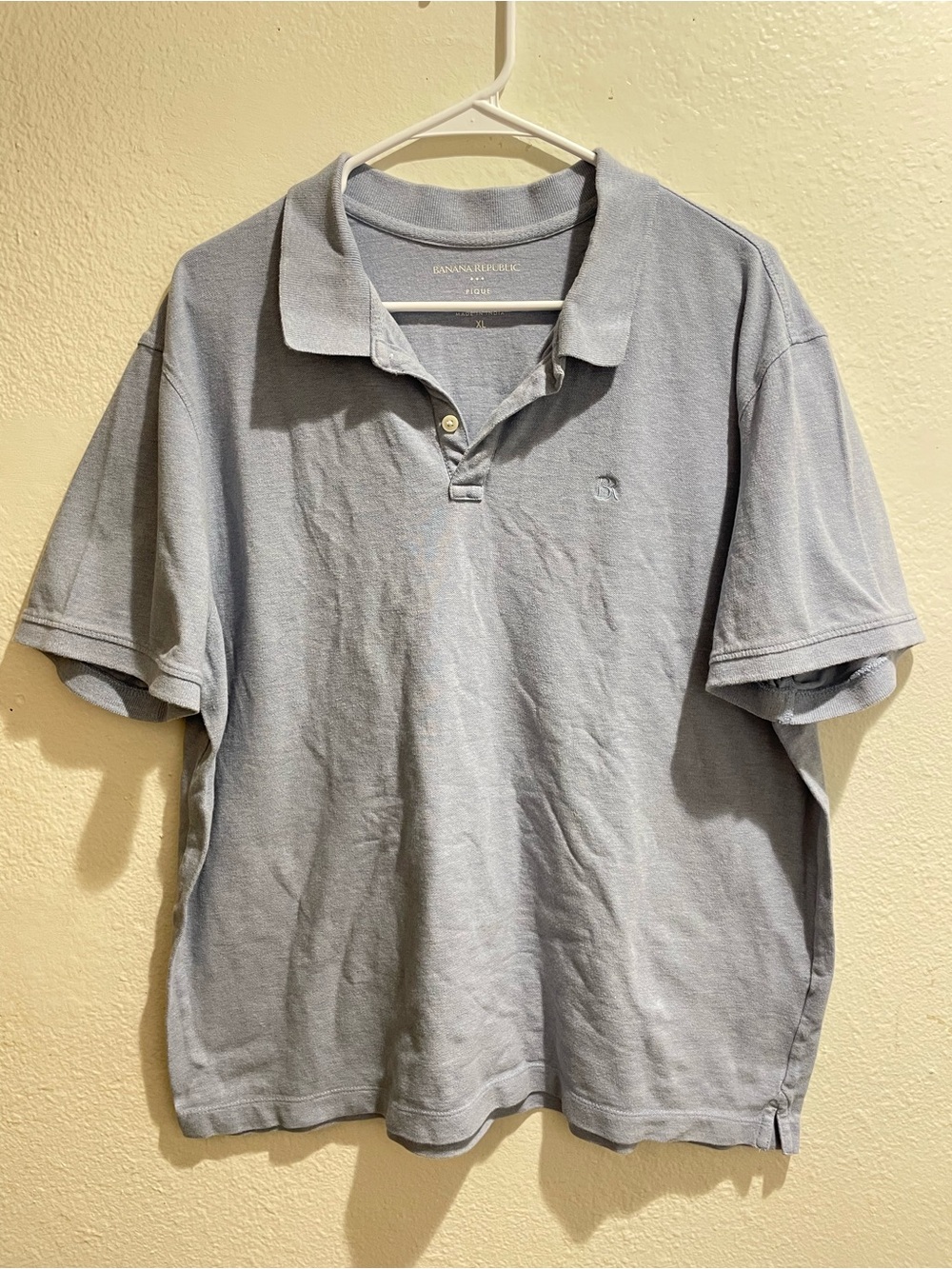 Banana Republic Men's Piqué Polo Shirt Blue XL Solid Logo Button Short Sleeve